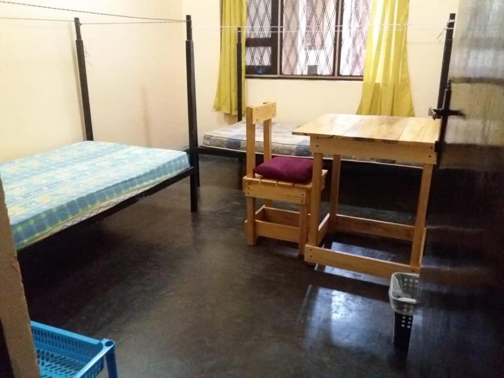 Mazz Homestay Негомбо Экстерьер фото
